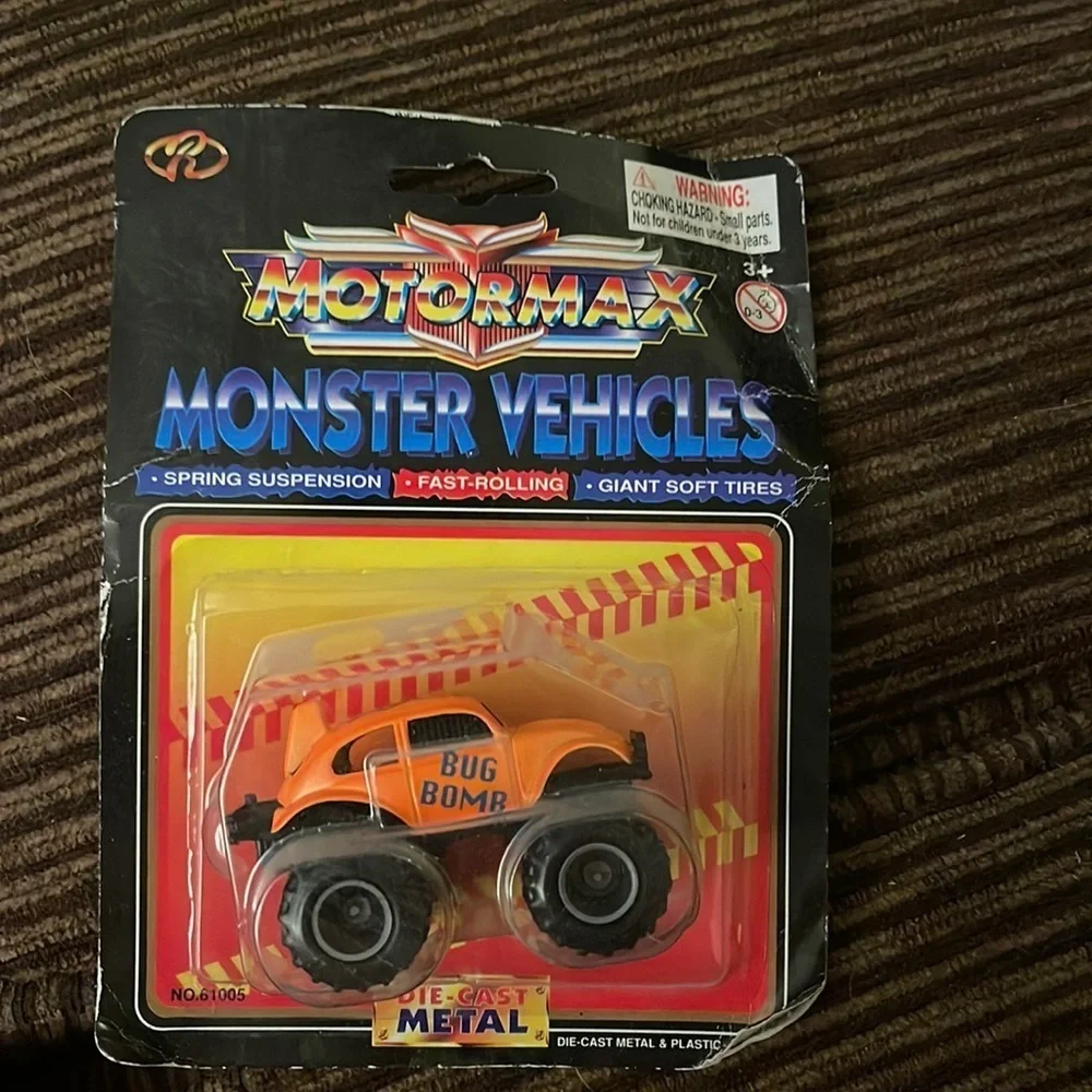 Motormax monster vehicle bug bomb Volkswagen die-cast